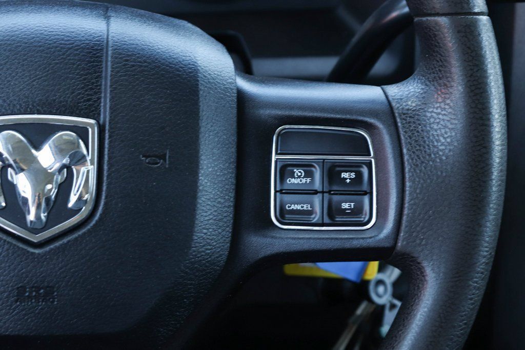 Used 2016 RAM 5500 Tradesman w/ Chrome Appearance Group RWD image 21