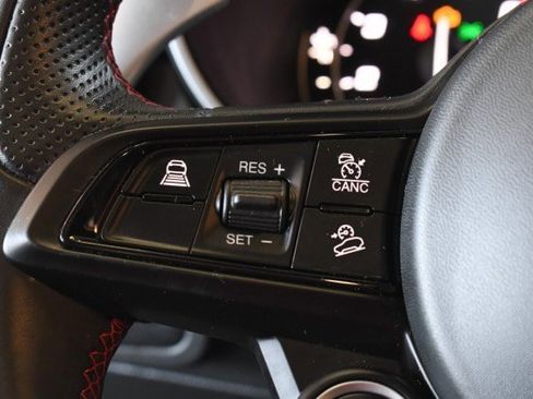 Used 2023 Alfa Romeo Stelvio Estrema AWD/4WD image 35