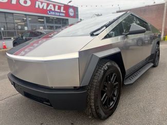 Used 2024 Tesla Cybertruck AWD Crew Cab video 1