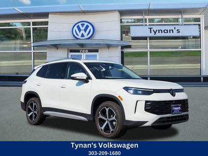 New 2025 Volkswagen Tiguan SE