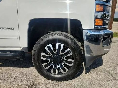 Used 2016 Chevrolet Silverado 2500 LT w/ LT Fleet Convenience Package AWD/4WD image 13
