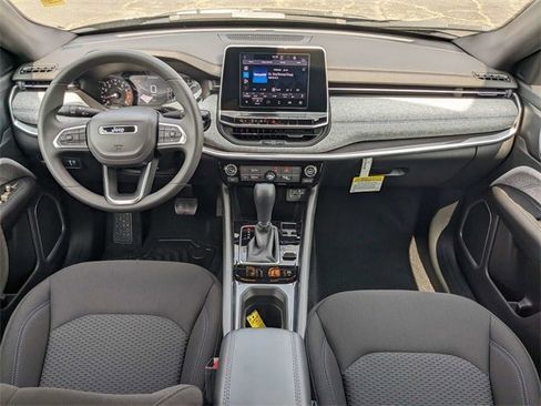 New 2025 Jeep Compass Sport image 15