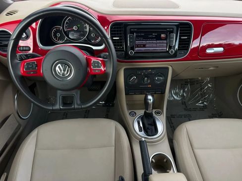 Used 2014 Volkswagen Beetle 1.8T FWD image 33