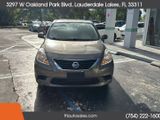 Used 2013 Nissan Versa SV image 3