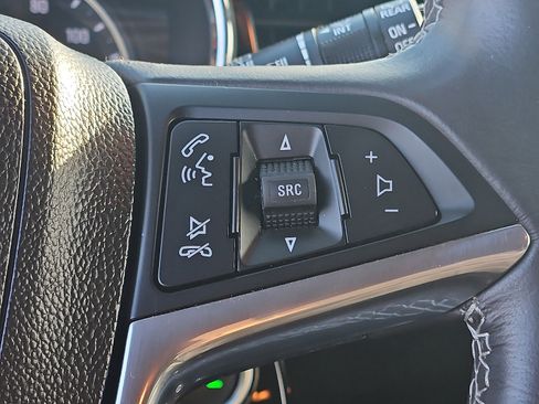 Certified 2022 Buick Encore Preferred w/ Safety Package image 21