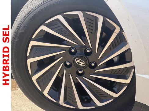 Certified 2024 Hyundai Sonata SEL image 9