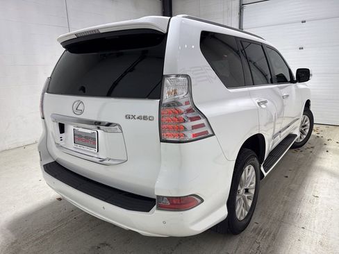Used 2015 Lexus GX 460 w/ Premium Package image 4
