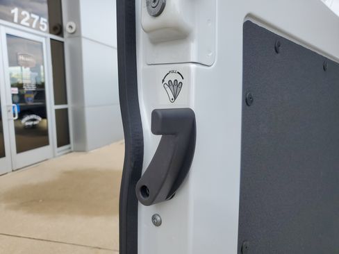 Used 2025 RAM ProMaster 1500 w/ Premium Convenience Group image 23