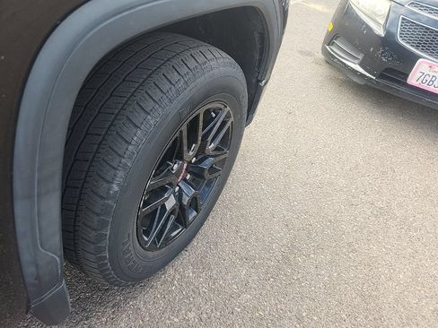 Used 2023 GMC Sierra 1500 Elevation AWD/4WD image 16