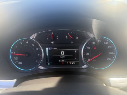 Used 2018 Chevrolet Traverse LT FWD image 17