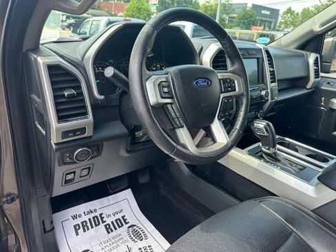 Used 2018 Ford F150 Lariat w/ Trailer Tow Package image 9