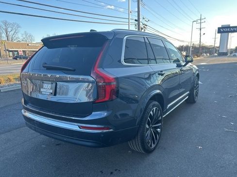 Used 2025 Volvo XC90 B6 Plus image 3