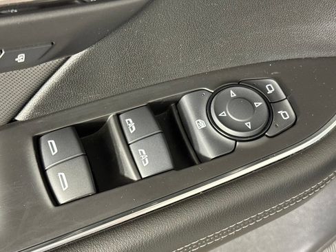Certified 2024 Buick Envision Preferred AWD/4WD image 27