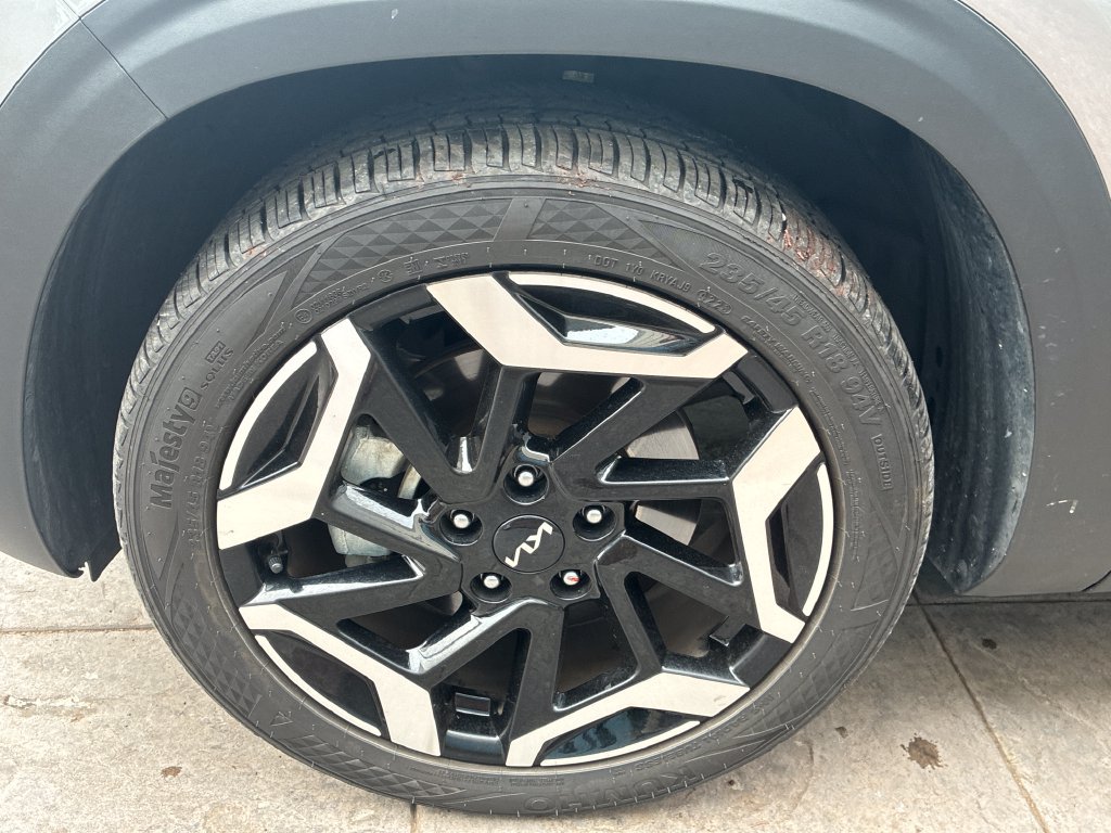 Used 2024 Kia Seltos SX AWD/4WD image 12