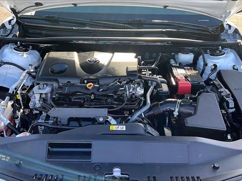 Used 2021 Toyota Camry LE w/ Carpet Mat Package (TMS) image 8