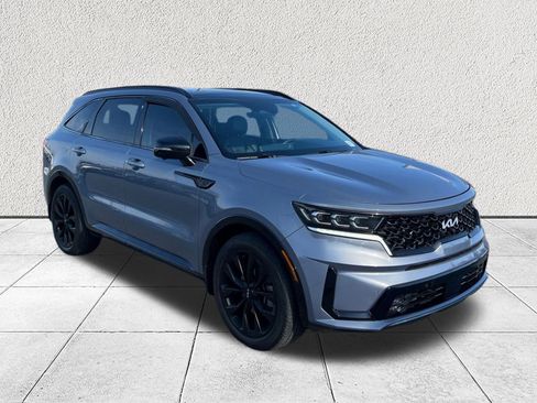 Used 2022 Kia Sorento SX image 1
