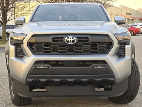 New 2025 Toyota Tacoma TRD Off-Road image 3