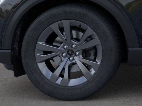 New 2025 Ford Explorer Active w/ Active Comfort Package image 19