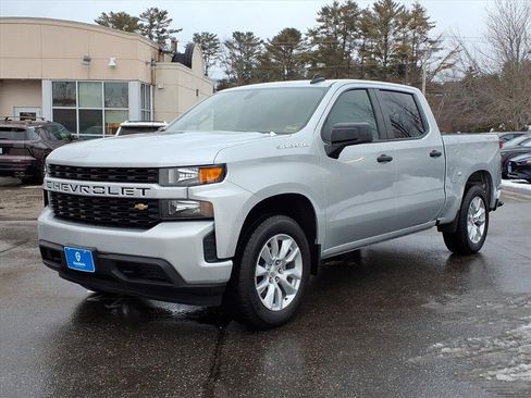 Used 2022 Chevrolet Silverado 1500 Custom image 1