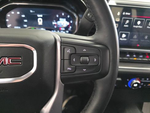 Used 2023 GMC Sierra 1500 SLT w/ X31 Off-Road Package AWD/4WD image 17