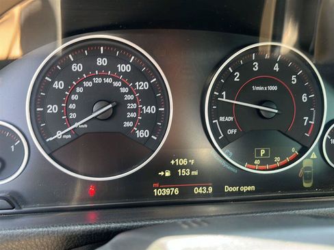 Used 2015 BMW 428i Convertible RWD image 3