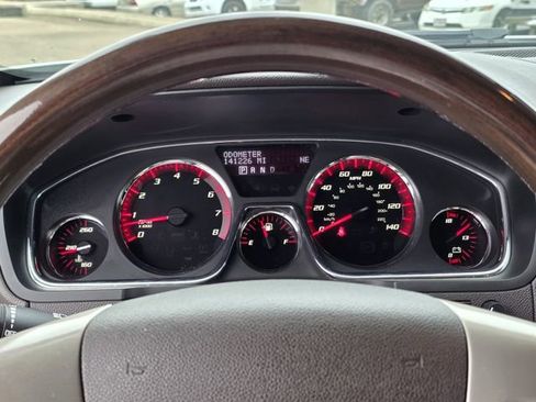 Used 2014 GMC Acadia Denali image 8