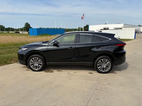 Used 2021 Toyota Venza Limited w/ Advanced Technology Package AWD/4WD image 6