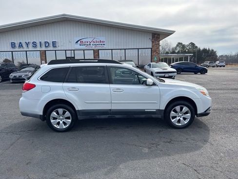 Used 2012 Subaru Outback 2.5i Limited AWD/4WD image 7