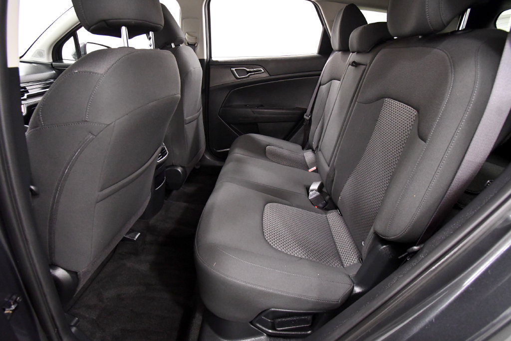 Certified 2023 Kia Sportage LX AWD/4WD image 15