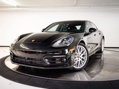 Certified 2023 Porsche Panamera image 1