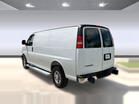 Certified 2025 Chevrolet Express 2500 w/ Driver Convenience Package RWD image 3