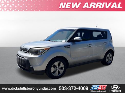 Used 2016 Kia Soul FWD image 1