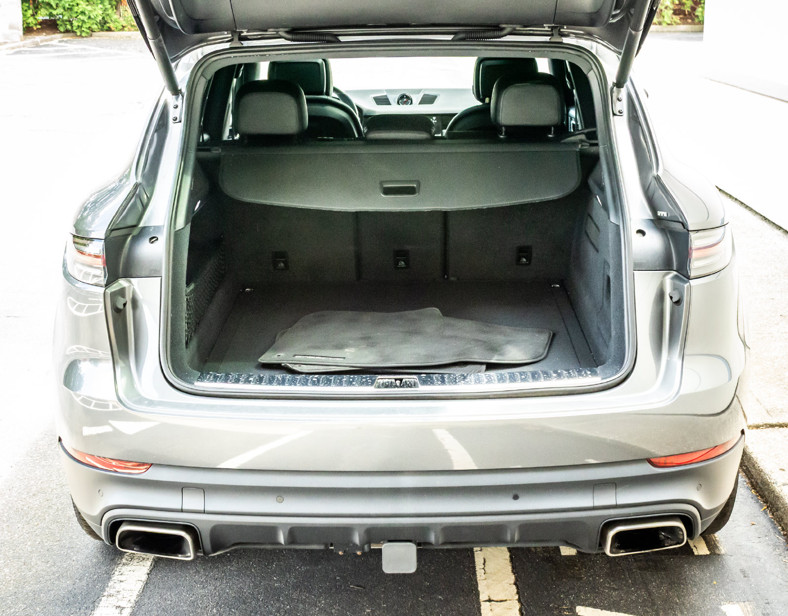 Used 2023 Porsche Cayenne AWD/4WD image 20