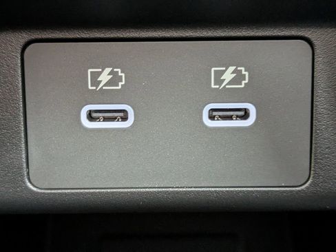 New 2026 Mitsubishi Outlander SE image 15