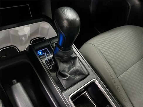 Used 2020 Toyota Tacoma SR5 image 16