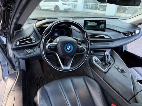 Used 2019 BMW i8 Coupe image 19