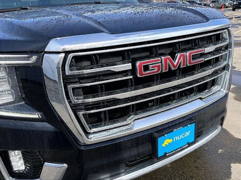 Used 2021 GMC Yukon XL SLT image 32