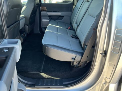 Used 2022 Ford F150 Lariat image 22