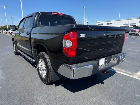 Used 2017 Toyota Tundra SR5 image 4