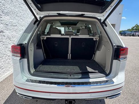 Used 2024 Volkswagen Atlas SEL Premium R-Line AWD/4WD image 6