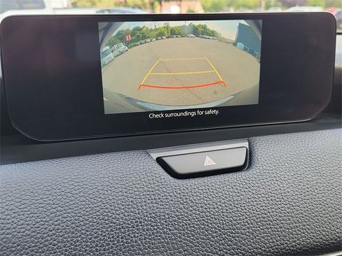 Used 2024 MAZDA CX-90 3.3 Turbo w/ Preferred Plus image 17