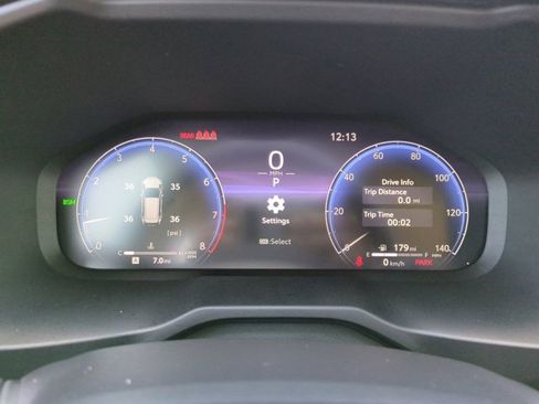 Used 2025 Toyota RAV4 Limited image 26