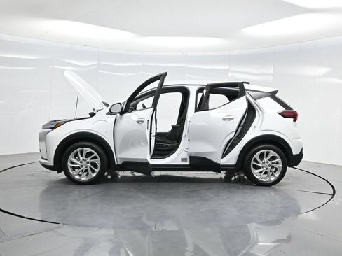 New 2027 Chevrolet Bolt LT w/ Comfort Package FWD image 56