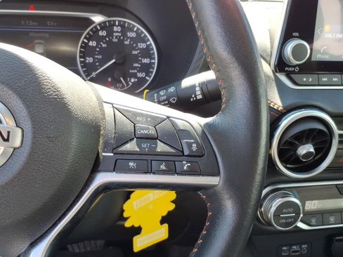 Used 2023 Nissan Sentra SR w/ SR Premium Package image 17