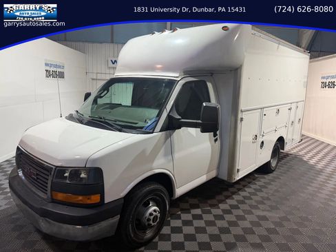 Used 2016 GMC Savana 3500 image 1