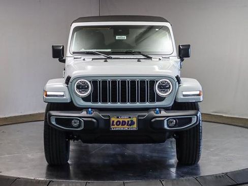 New 2024 Jeep Wrangler Unlimited Sahara image 29