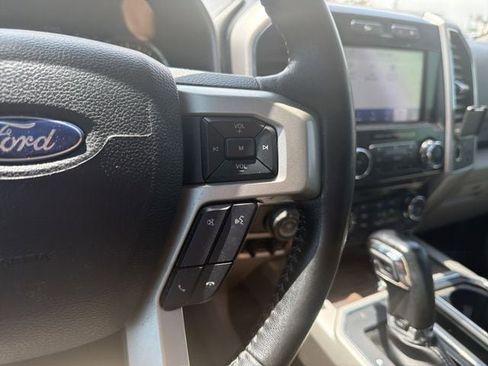 Used 2019 Ford F150 Lariat w/ Equipment Group 502A Luxury AWD/4WD image 25