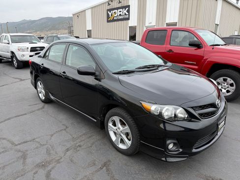 Used 2012 Toyota Corolla S FWD image 1