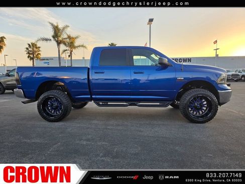 Used 2019 RAM 1500 Classic SLT image 8