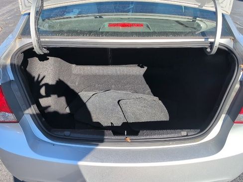 Used 2014 Chevrolet Cruze LT image 10